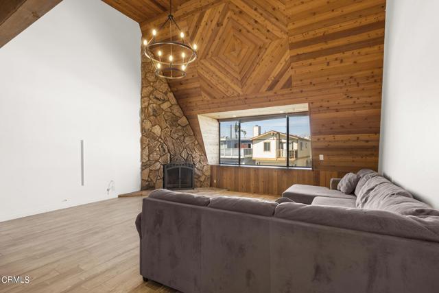 Detail Gallery Image 6 of 69 For 292 Highland Dr, Oxnard,  CA 93035 - 3 Beds | 3 Baths