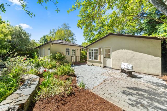 2365 Waverley Street, Palo Alto CA: https://media.crmls.org/mediaz/2d9d3b3c-c049-47ea-b96e-84d5ba64263d.jpg