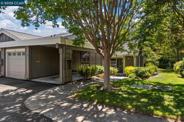 2155 Cactus Ct, Walnut Creek CA: https://media.crmls.org/mediaz/2d9d87c1-3dcb-4900-8166-63d6492447b2.jpg