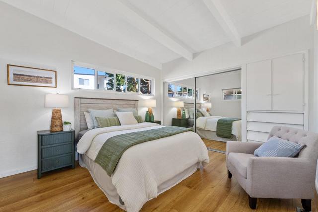 220 Shoreview Drive, Aptos CA: https://media.crmls.org/mediaz/2d9dcd52-f444-4e9b-bd95-7cb433bf7388.jpg