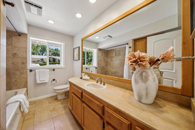 19521 Tweed Court, Saratoga CA: https://media.crmls.org/mediaz/2d9ddab4-c65a-4c87-b280-7bea101f0134.jpg