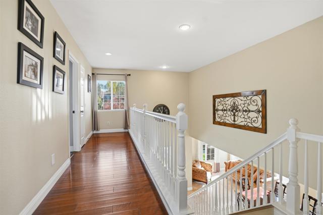 1332 Carneros Valley st, Chula Vista CA: https://media.crmls.org/mediaz/2d9ec86a-8342-4575-8537-60483ebb89ca.jpg