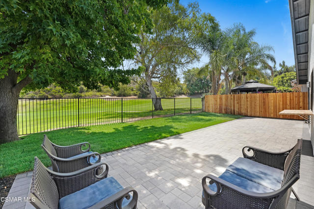 4188 Minnecota Drive, Thousand Oaks CA: https://media.crmls.org/mediaz/2da1bc94-7505-480a-958b-0578a0cd2b89.jpg