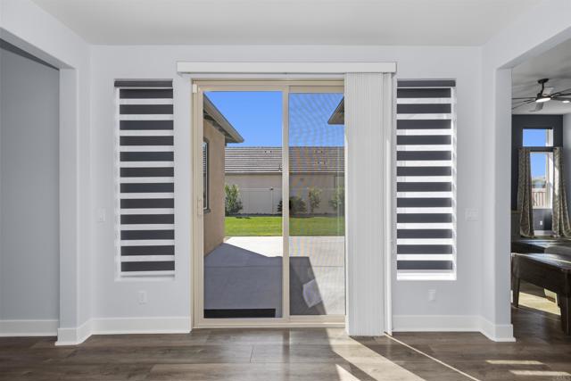 Detail Gallery Image 23 of 53 For 1749 Bowles Ct, Beaumont,  CA 92223 - 4 Beds | 3/1 Baths