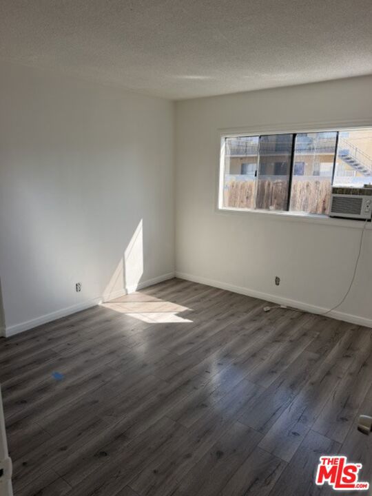 13125 Vanowen Street photo 20