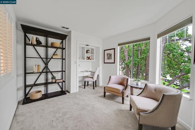 422 Sutton Cir, Danville CA: https://media.crmls.org/mediaz/2da34e95-5bb7-4a72-9e7a-7768d48a6de6.jpg