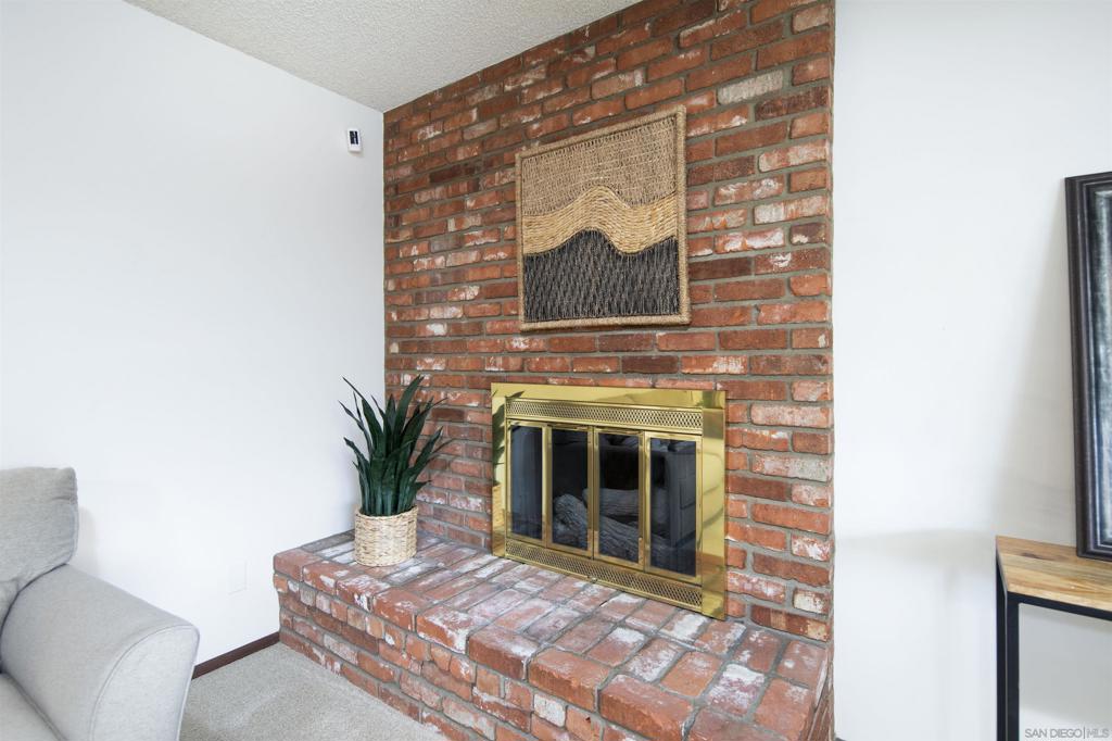 MLS #250036478SD img 10