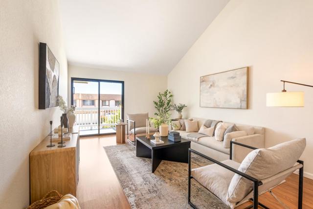 3637 Bettman Way, South San Francisco CA: https://media.crmls.org/mediaz/2da4fbae-8b68-465b-9f12-054af962c752.jpg