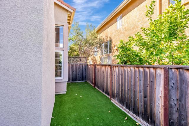 327 Ratto Road, Alameda CA: https://media.crmls.org/mediaz/2da56a5a-ecd2-4b78-a30d-9329a964555e.jpg