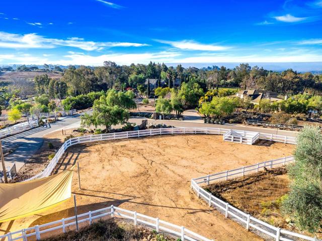 3401 Adams Run, Encinitas CA: https://media.crmls.org/mediaz/2da5a560-0ae0-449b-9152-9c5409814ed5.jpg