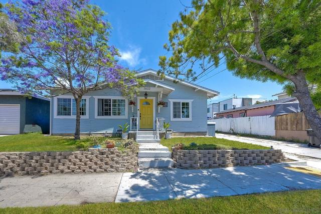 3622 Landis St, San Diego CA: https://media.crmls.org/mediaz/2da691b1-be79-4e61-a70d-51e4e9897d0f.jpg