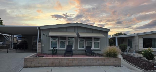 39780 Black Mesa Lane, Palm Desert CA: https://media.crmls.org/mediaz/2da6edd1-3a03-41aa-9dbb-37e6606aad06.jpg