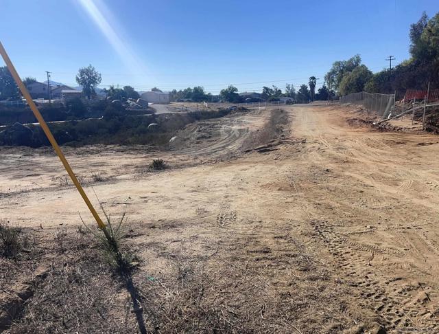 0 Miller Rd, Valley Center CA: https://media.crmls.org/mediaz/2da736fa-76f7-4530-9929-b97beeb978d5.jpg