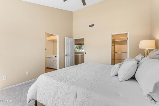 Detail Gallery Image 15 of 37 For 2451 Manet Ln, Simi Valley,  CA 93063 - 4 Beds | 3 Baths