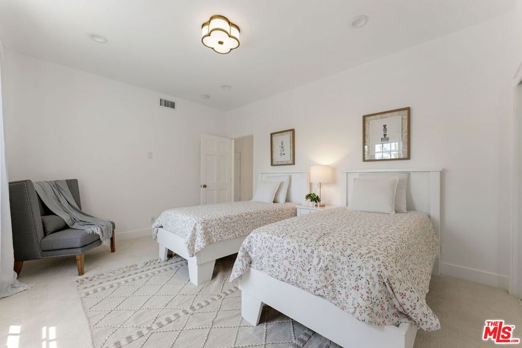 MLS #26913223 image #51