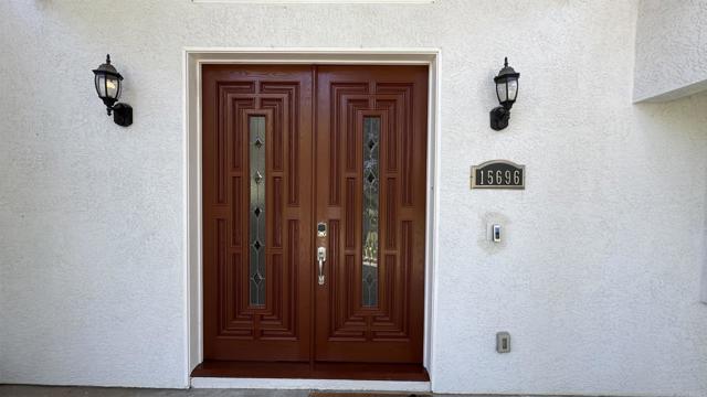 15696 Oakstand Road, Poway CA: https://media.crmls.org/mediaz/2da94fb7-327a-46e1-9320-855a174634a4.jpg