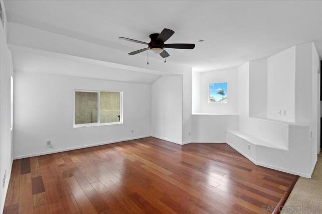 2412 Starlight Gln, Escondido CA: https://media.crmls.org/mediaz/2da98e9a-bffe-4c2e-9880-835db39af432.jpg