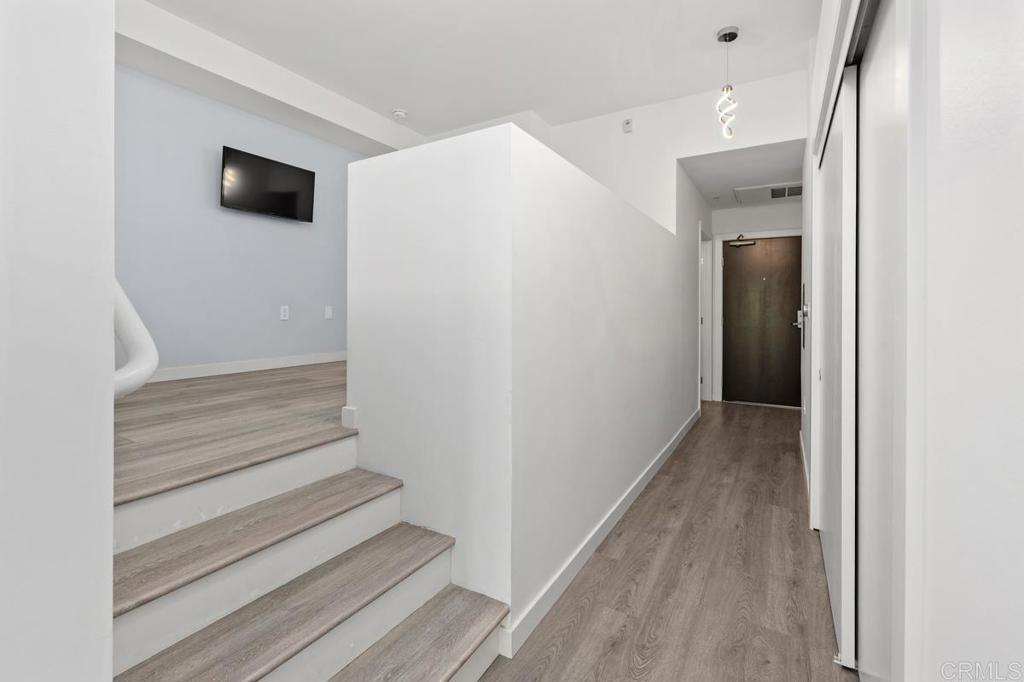 889 Date Street - photo 20