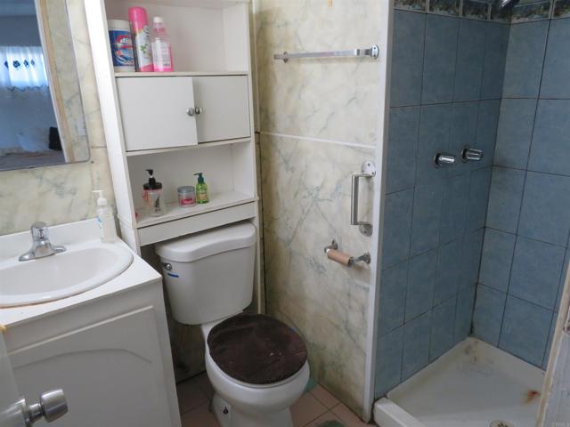 4021 Cherry Blossom Street, National City CA: https://media.crmls.org/mediaz/2da9d2a3-7795-4bb0-aff7-ed1ae0aff7f3.jpg