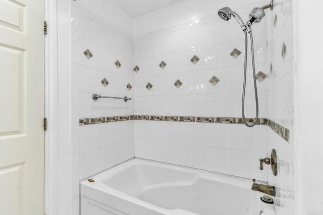 Detail Gallery Image 22 of 41 For 204 Cerco Rosado, San Marcos,  CA 92069 - 2 Beds | 2 Baths