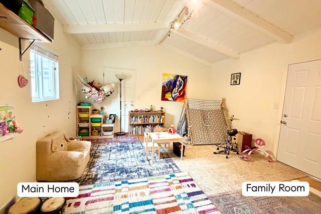 647 San Dieguito Dr., Encinitas CA: https://media.crmls.org/mediaz/2daa4711-9b83-4aaa-8ac8-5305b4c69956.jpg