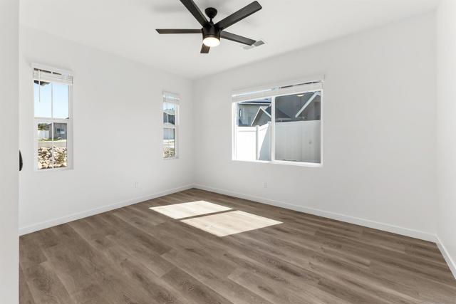1609 Mauzy Way, El Cajon CA: https://media.crmls.org/mediaz/2daa5483-4aa2-44f1-9c4d-38b183b0d999.jpg