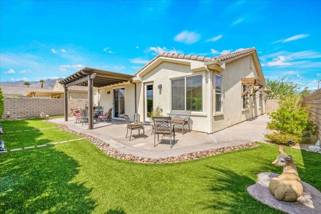 3854 Blue Sky Way, Palm Springs CA: https://media.crmls.org/mediaz/2dad9bf0-e35b-42af-b8bb-136ef969f4c4.jpg