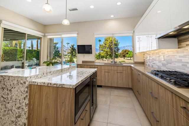 134 Kavenish Drive, Rancho Mirage, CA 92270
