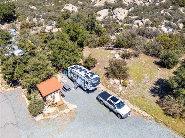 10499 Highway 79, Descanso CA: https://media.crmls.org/mediaz/2db0b60d-7ca7-4920-b621-51c4954db433.jpg