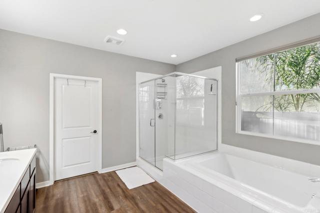 32780 Presidio Hills Ln, Winchester CA: https://media.crmls.org/mediaz/2db265d5-03b9-4238-9efc-4fe945872dcb.jpg