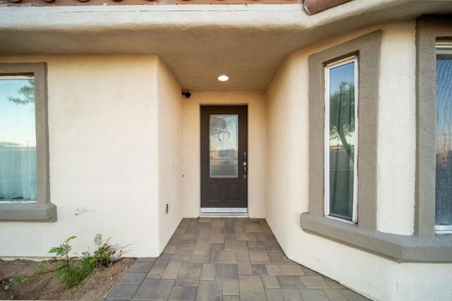 1492 N Marina Drive, Thermal CA: https://media.crmls.org/mediaz/2db2a6e6-f225-4bb9-bba5-8f040084b710.jpg