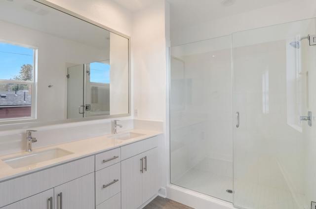 Detail Gallery Image 18 of 31 For 7661 University Ave #104,  La Mesa,  CA 91942 - 3 Beds | 2/1 Baths
