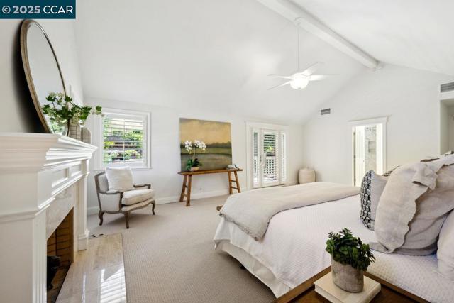 3369 Stage Coach Dr, Lafayette CA: https://media.crmls.org/mediaz/2db3ccbe-8bf8-4245-9d32-5760b40841d3.jpg