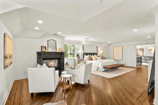 760 Chateau Drive, Hillsborough CA: https://media.crmls.org/mediaz/2db47d69-82c4-4576-9443-847f351684ab.jpg