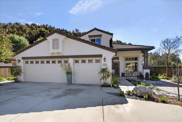 Detail Gallery Image 4 of 42 For 161 Willow Meadow Pl, Escondido,  CA 92027 - 3 Beds | 3 Baths