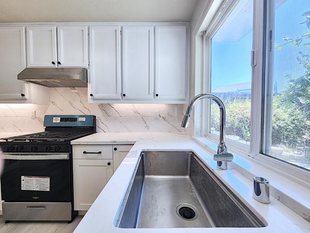 2160 Clipper Ship Drive, Fairfield CA: https://media.crmls.org/mediaz/2db4e3aa-c0b7-443e-bcb6-42137ab71862.jpg