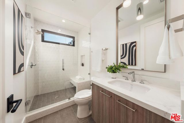 1213 Pine Street, Santa Monica CA: https://media.crmls.org/mediaz/2db56716-c08d-4a25-89de-5d47742b54bd.jpg