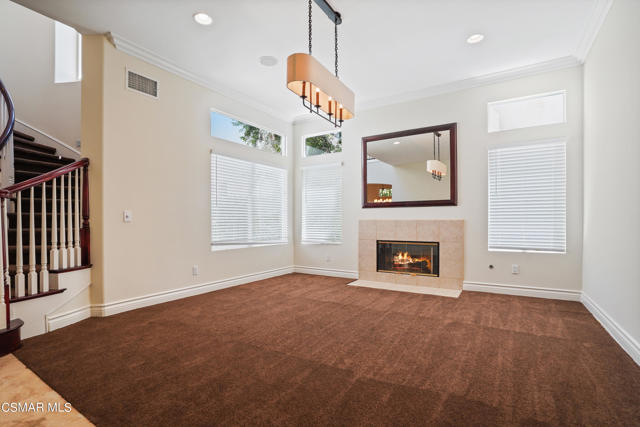 6077 Mandeville Place, Oak Park CA: https://media.crmls.org/mediaz/2db6e920-af69-47c7-b470-9370b44c4455.jpg