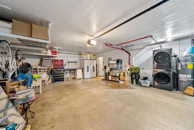 2253 Caminito Pescado, Ocean Beach (San Diego) CA: https://media.crmls.org/mediaz/2db8db38-d06c-4faa-89a0-15abdd50bc9c.jpg
