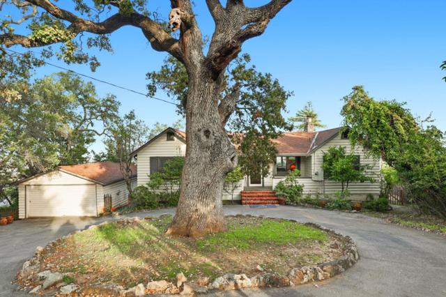 11 S Palomar Drive, Redwood City CA: https://media.crmls.org/mediaz/2db9100e-3f15-440b-be32-7a4f0d5fcfc9.jpg