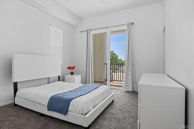 2040 Mindoro Lane, Chula Vista CA: https://media.crmls.org/mediaz/2db9a1d8-664e-4a0c-9a28-3f5417b3d077.jpg
