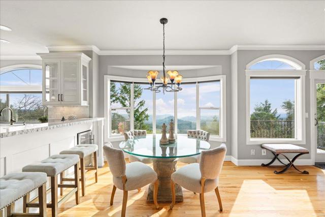 25220 Quail Ridge Road, Los Gatos CA: https://media.crmls.org/mediaz/2db9e70b-0195-4ecb-9de1-c37b4e023fe8.jpg