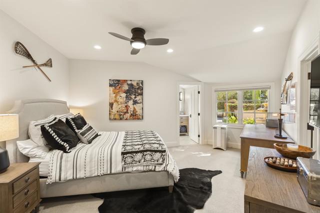 14619 Calle Carla, Rancho Santa Fe CA: https://media.crmls.org/mediaz/2dba7ba6-3e50-4387-9876-1ec3f1ebdb5b.jpg