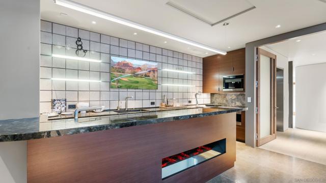 1230 Neptune Ave, Encinitas CA: https://media.crmls.org/mediaz/2dba80f7-d736-4e1c-97e6-3ecbe0c6a4e1.jpg