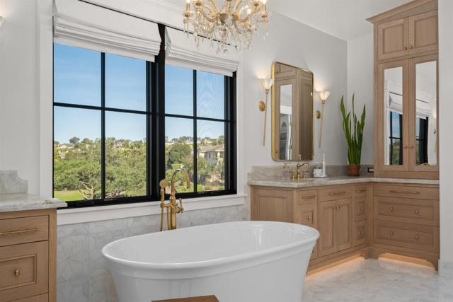 Detail Gallery Image 15 of 21 For 634 Shasta Drive, Encinitas,  CA 92024 - 5 Beds | 4/1 Baths