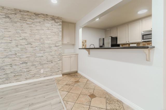 Detail Gallery Image 4 of 55 For 9860 Dale Ave #D10,  Spring Valley,  CA 91977 - 1 Beds | 1 Baths