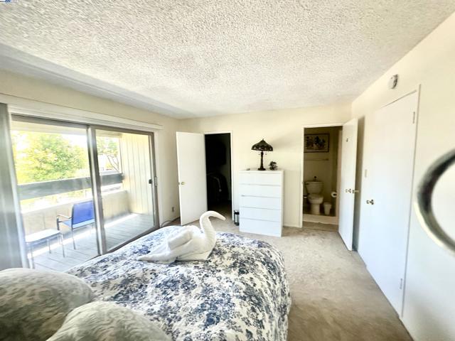 3521 Oleander, Alameda CA: https://media.crmls.org/mediaz/2dbc0d4a-7f97-499f-8414-43e11d7ec75e.jpg