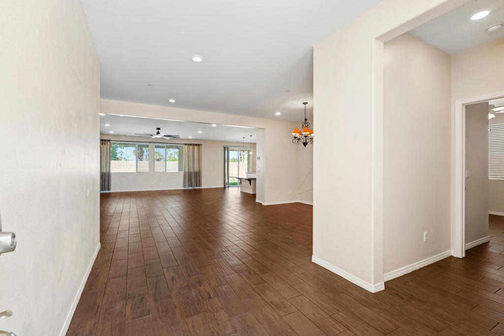 MLS #219136373DA image #2