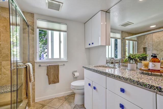 2841 Ptarmigan Dr, Walnut Creek CA: https://media.crmls.org/mediaz/2dbefb06-1665-4865-b892-36a50abfb59f.jpg