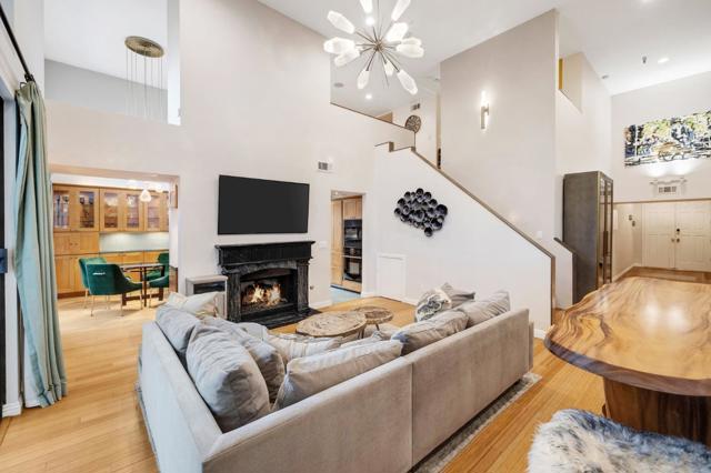 420 Esplanade, Redondo Beach CA: https://media.crmls.org/mediaz/2dbf0ac1-6b51-48d3-a95a-d85d289b8131.jpg